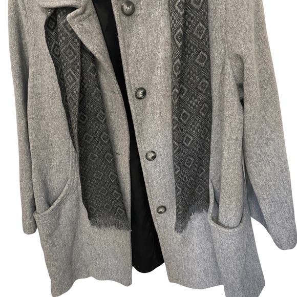 Herman Kay Vintage Winter Coat - Picture 5 of 11